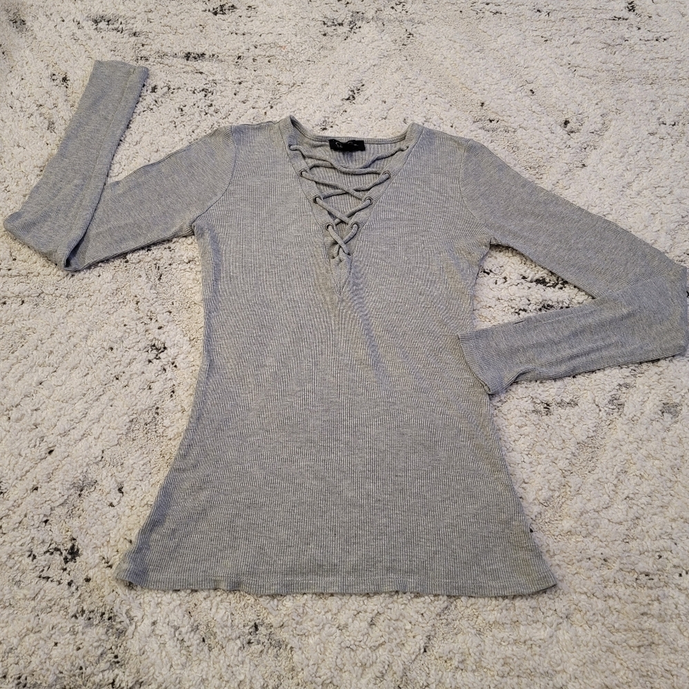 Jessica Simpson Laced Soft Thermal Top